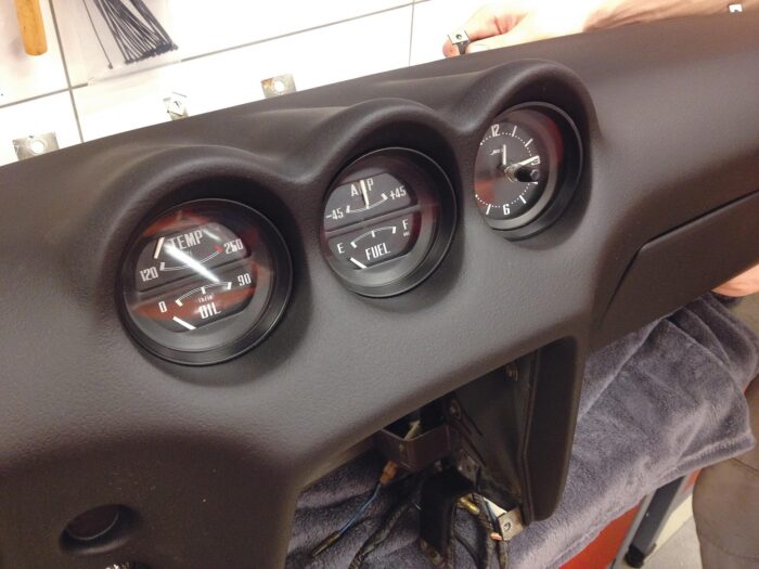 240z dashboard (Copy)